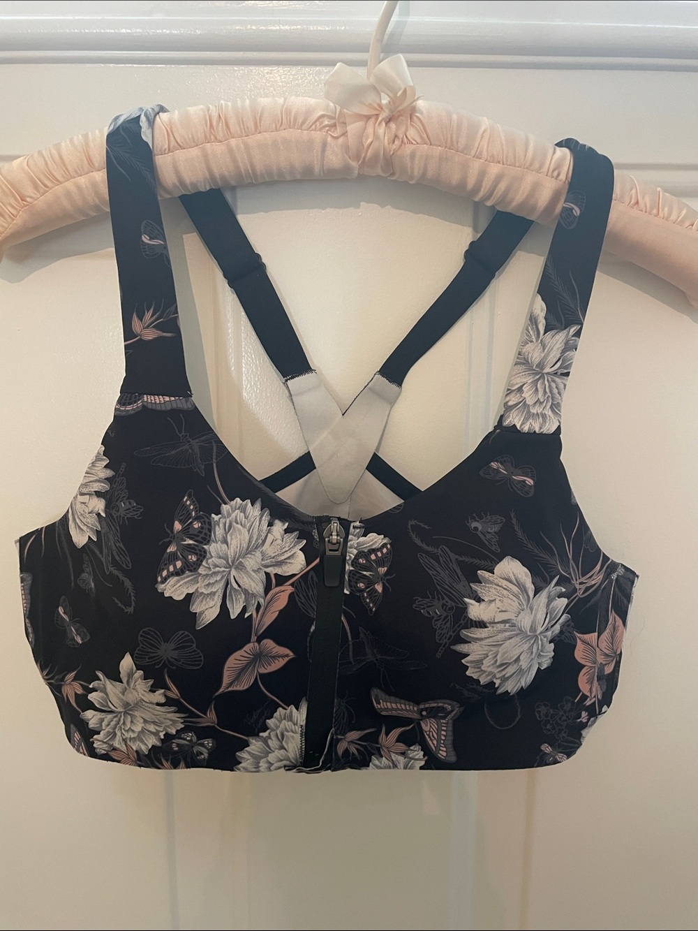 Victoria's Secret Black Floral Front-Zip Sports Bra with Crisscross Back
